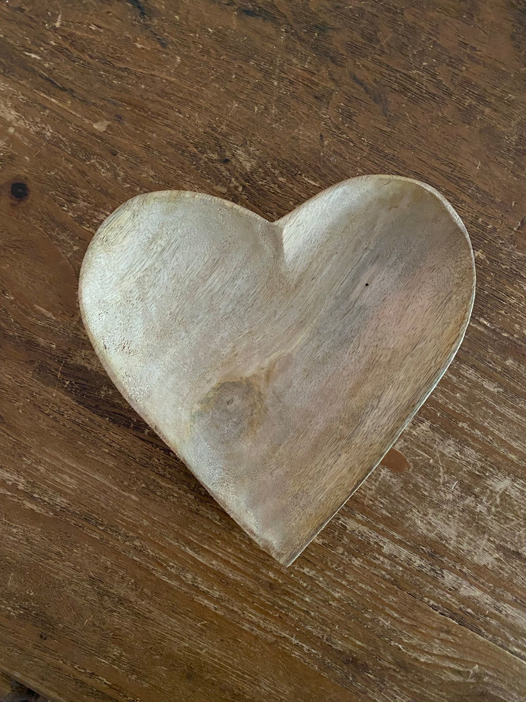Home decor, mango wood heart bowl
